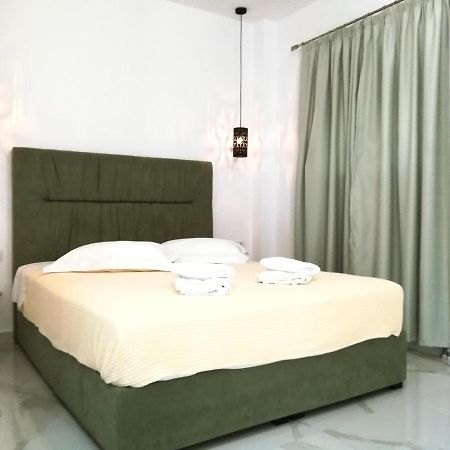 Giorgos Apartments Скала-Фуркас Екстер'єр фото