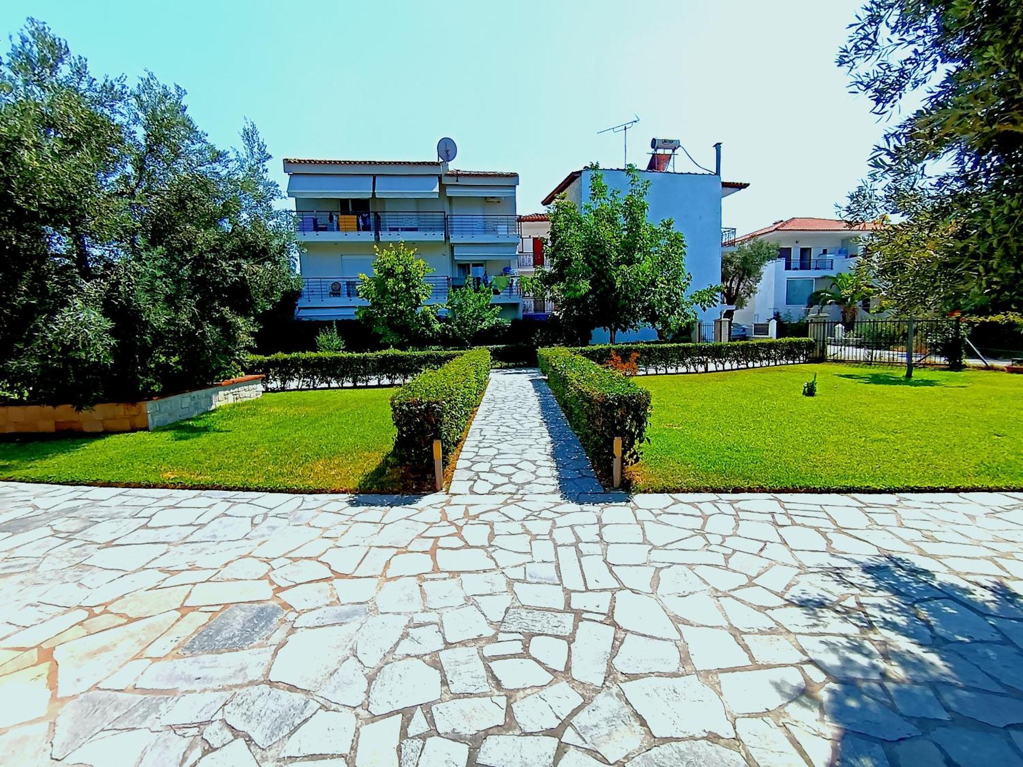 Giorgos Apartments Скала-Фуркас Екстер'єр фото